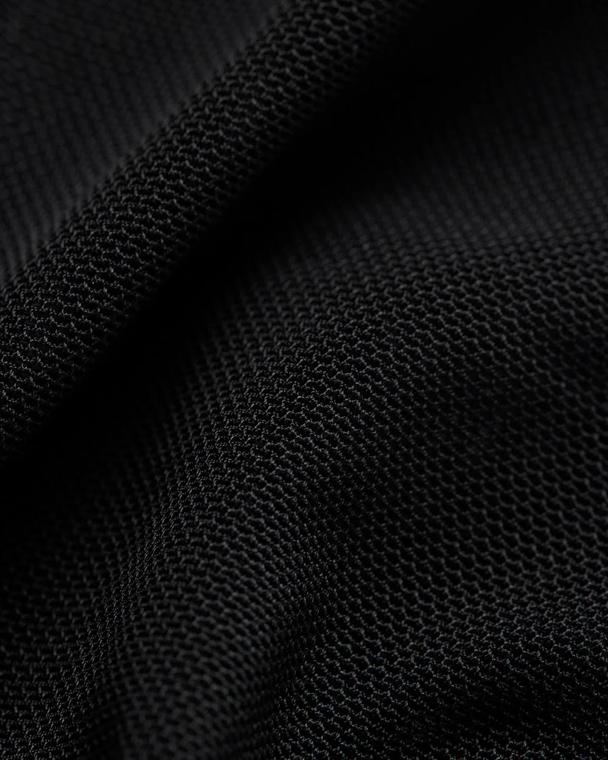 Mesh - Black Tonal